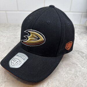 Vintage Anaheim Ducks NHL Old Time Hockey licensed hat cap. Cotton. Adjustable